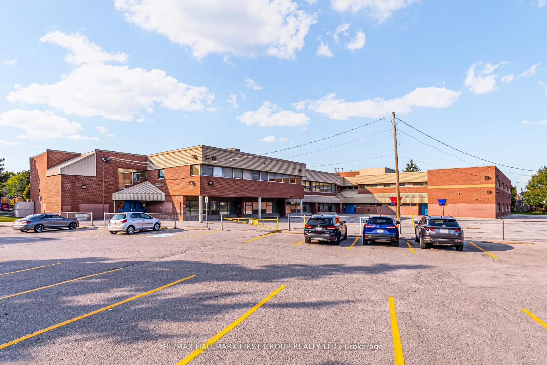 58 Lady Bower Crescent