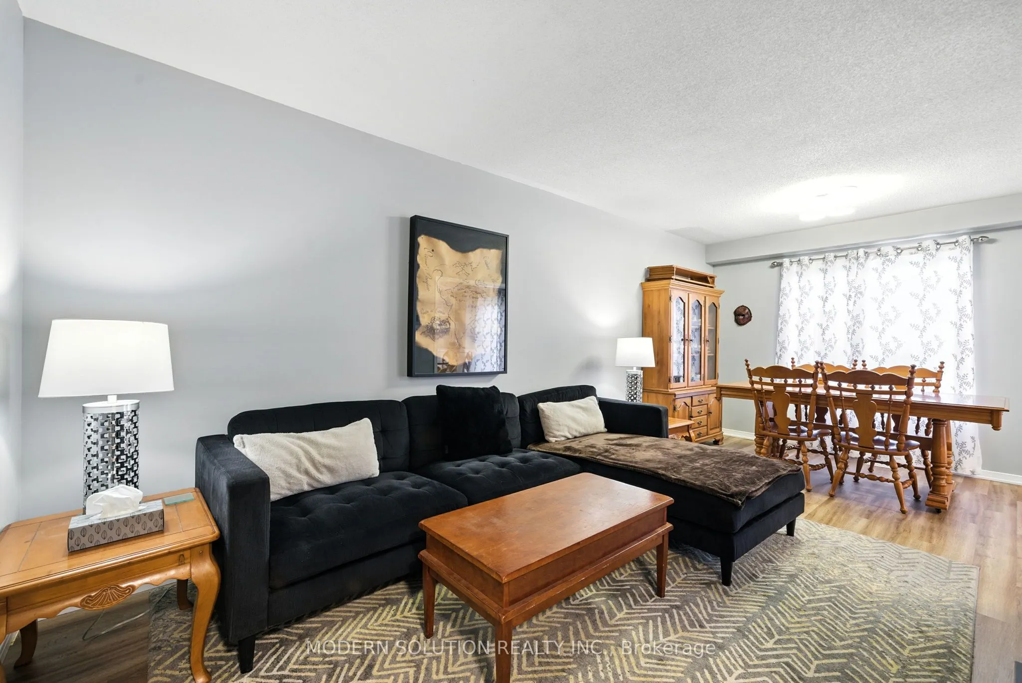 99 Creekwood Crescent