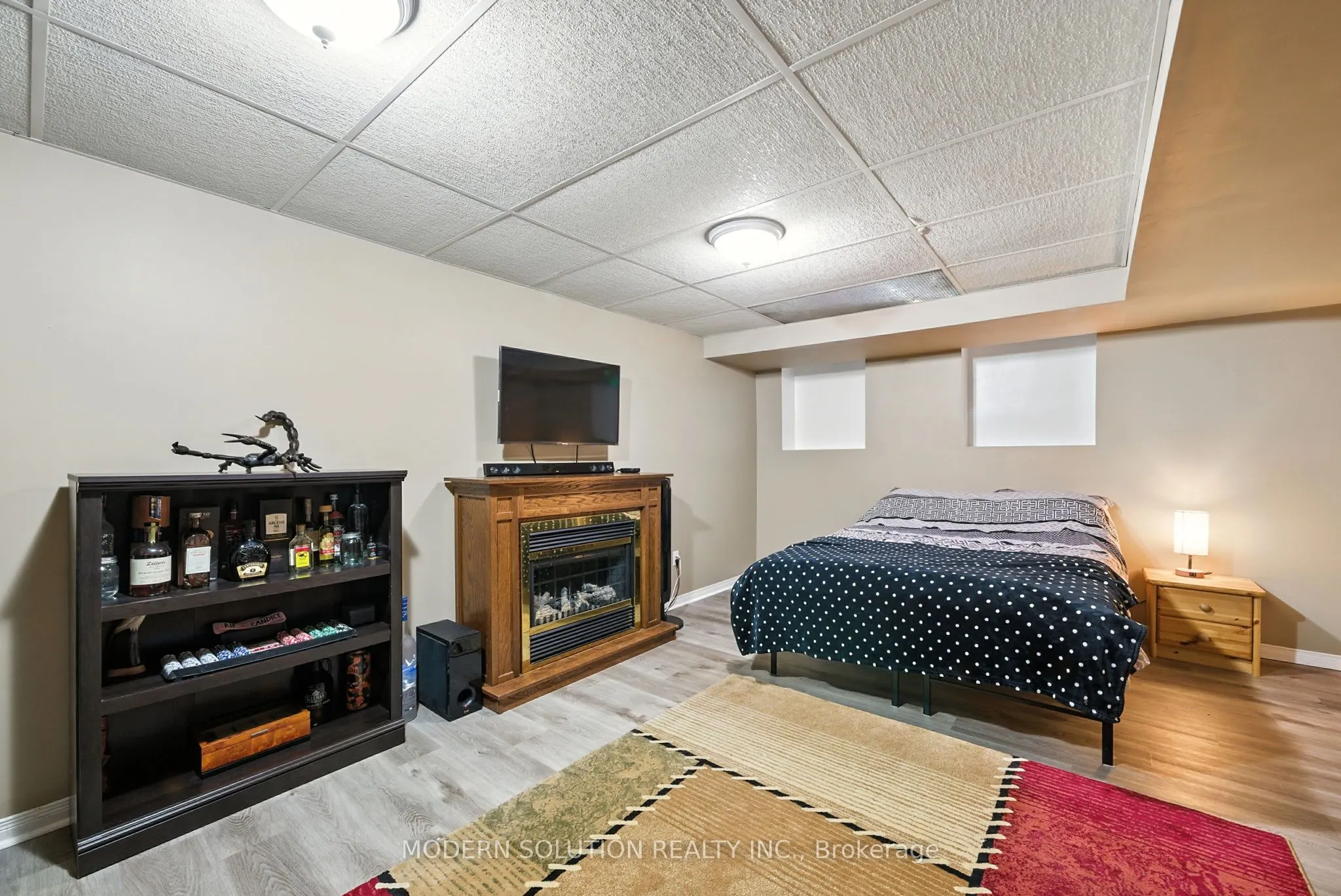 99 Creekwood Crescent