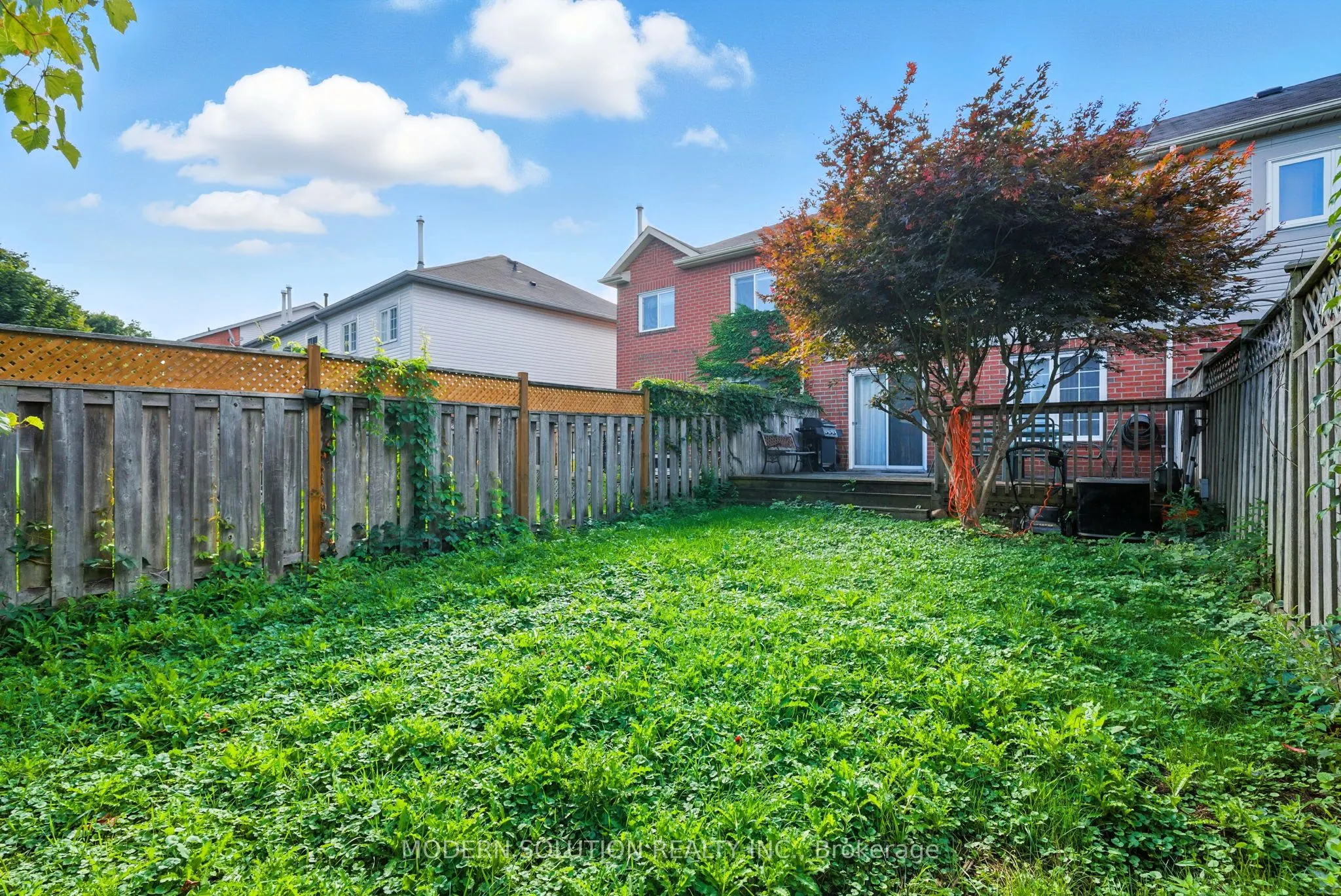 99 Creekwood Crescent