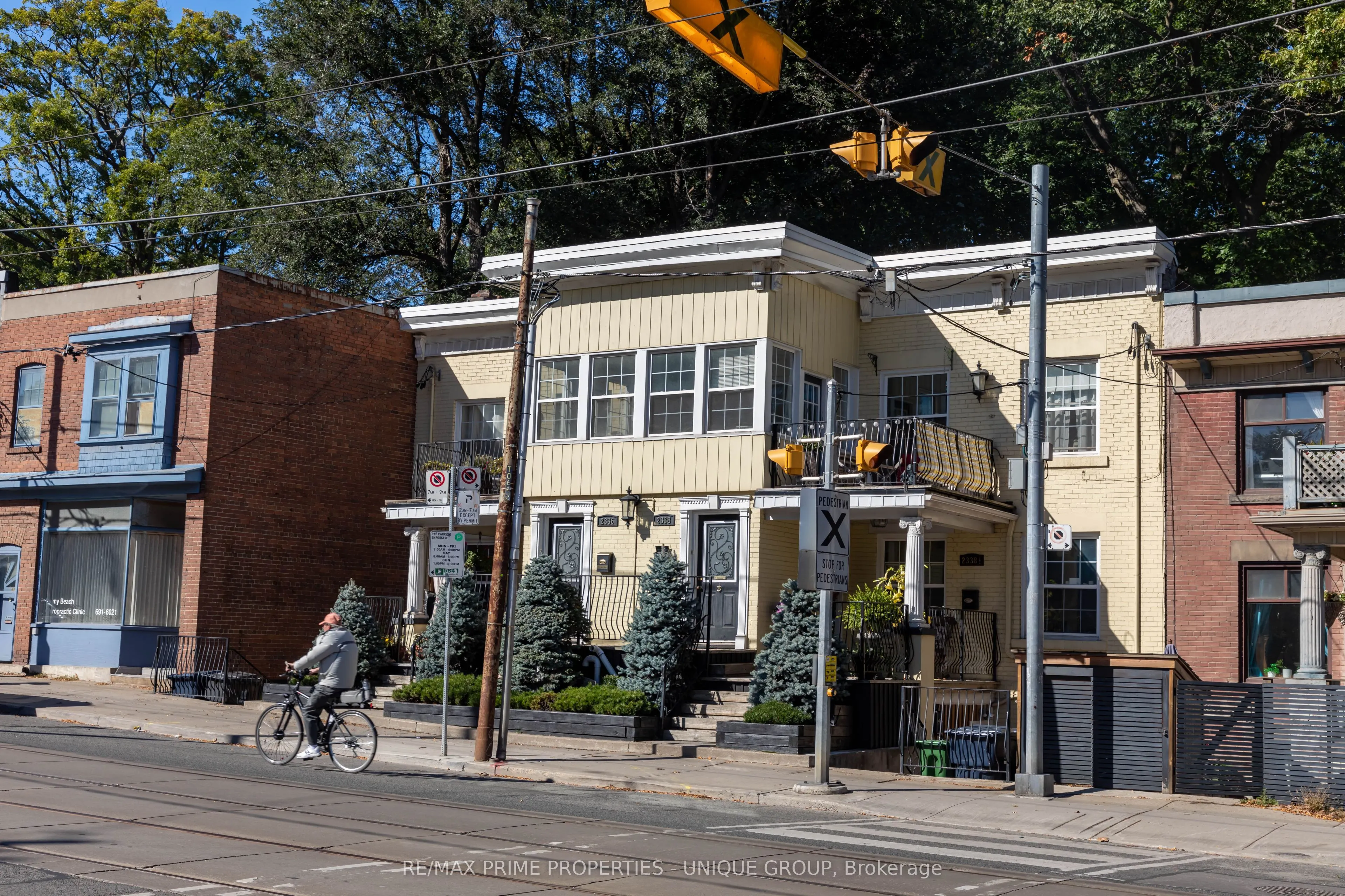 2338 Queen Street E, #Main