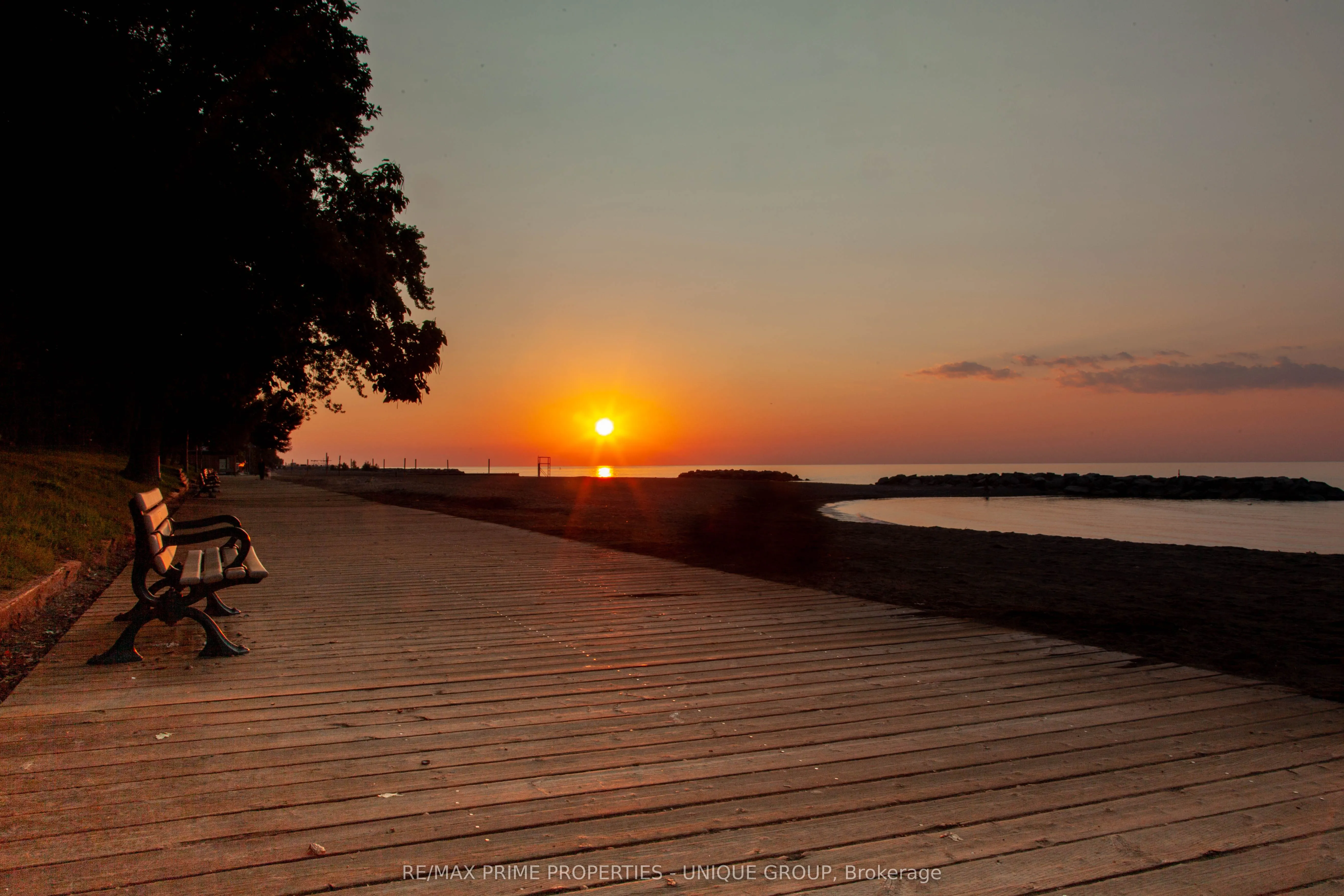 2338 Queen Street E, #Main