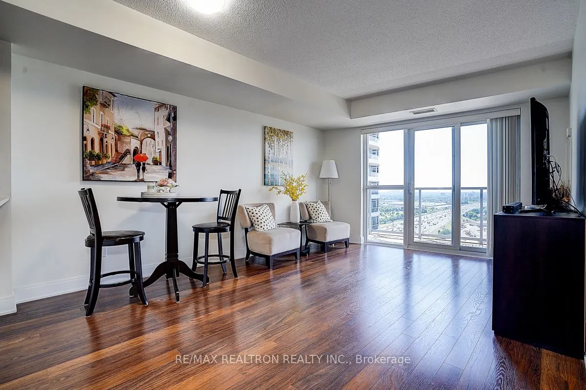 135 Village Green Square, #3220