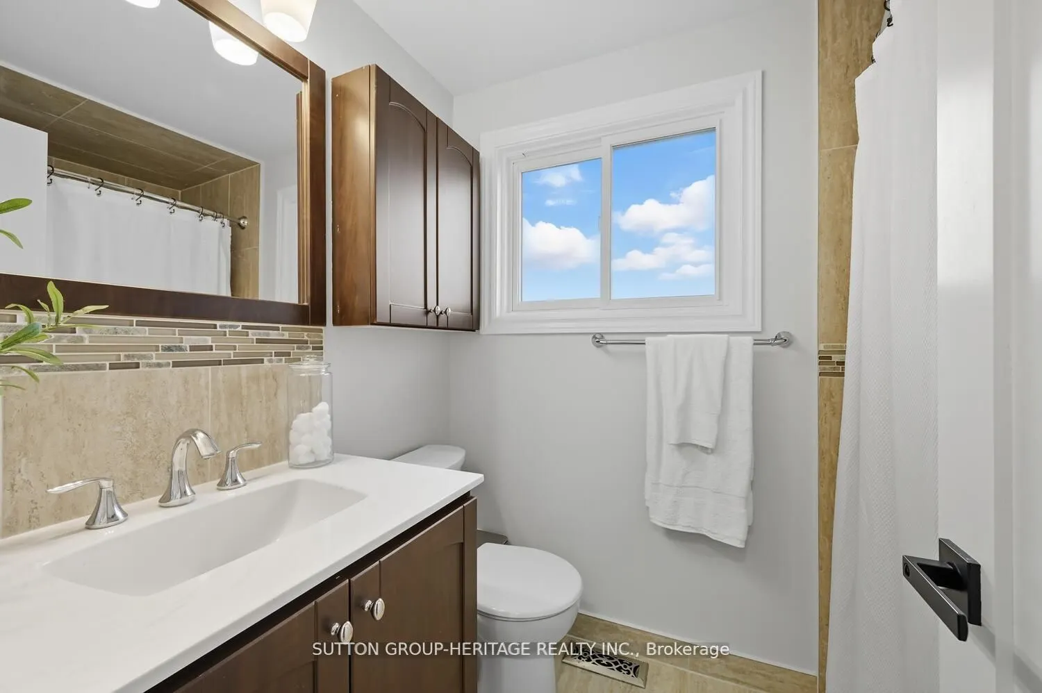 23 Swanston Crescent