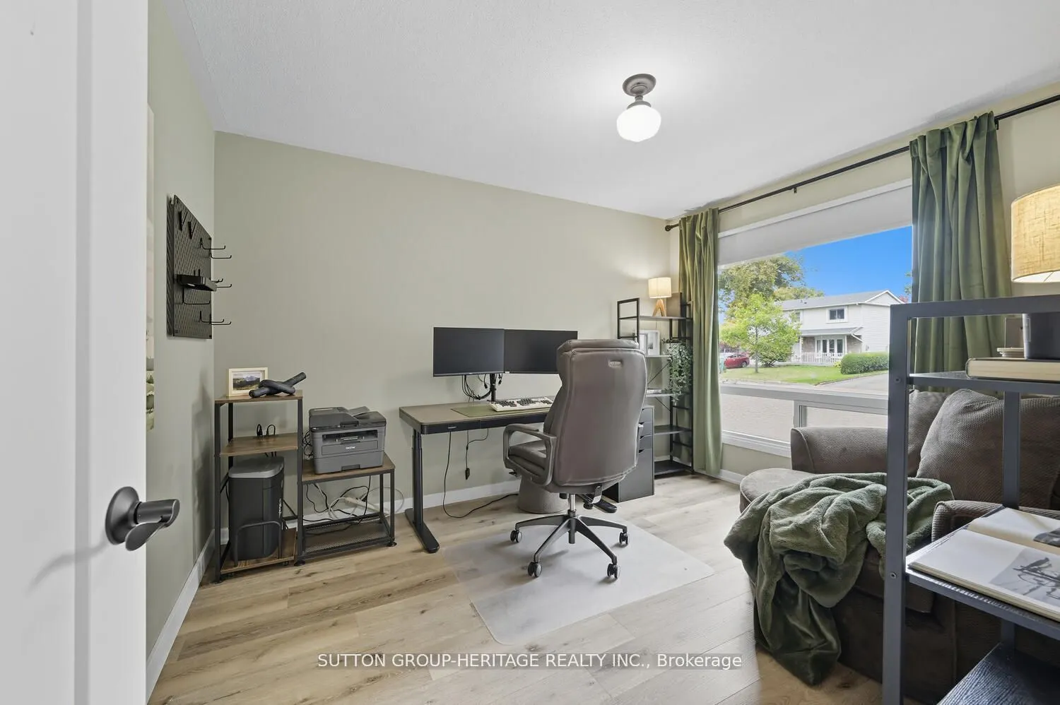 23 Swanston Crescent