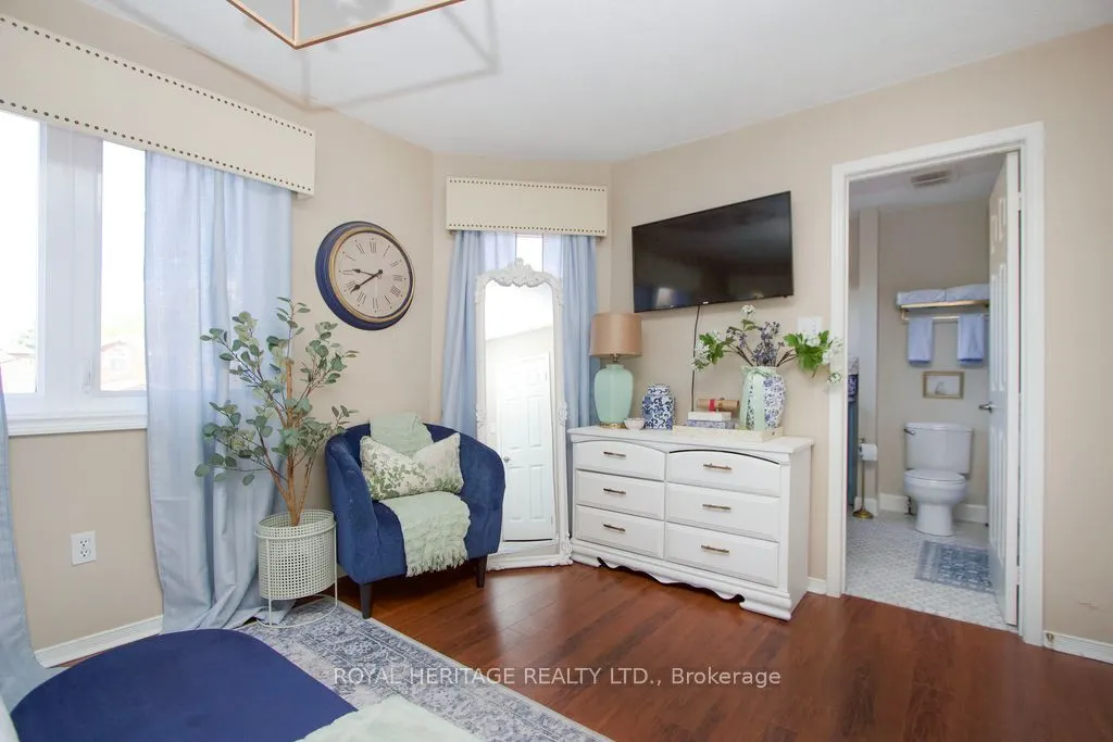 66 Fieldnest Crescent