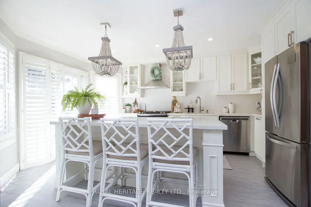 66 Fieldnest Crescent