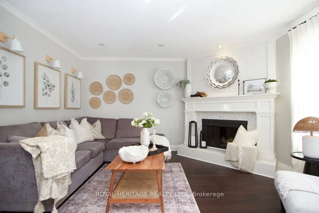 66 Fieldnest Crescent