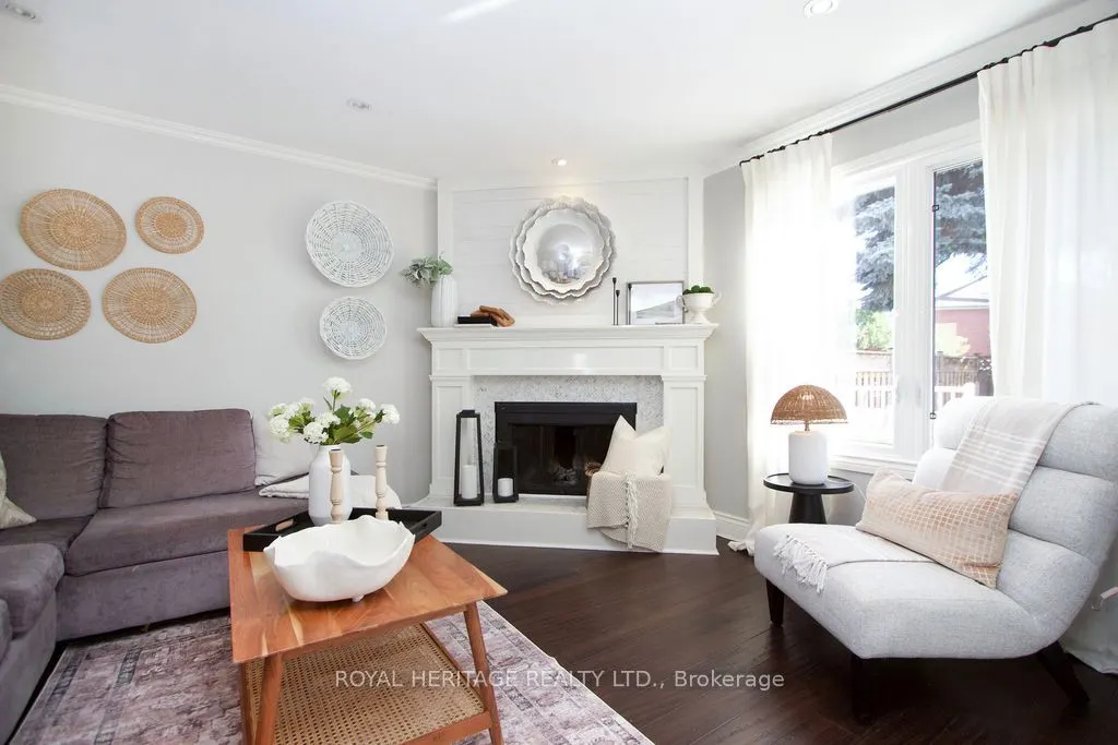 66 Fieldnest Crescent