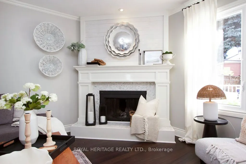 66 Fieldnest Crescent