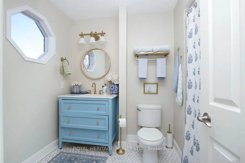 66 Fieldnest Crescent