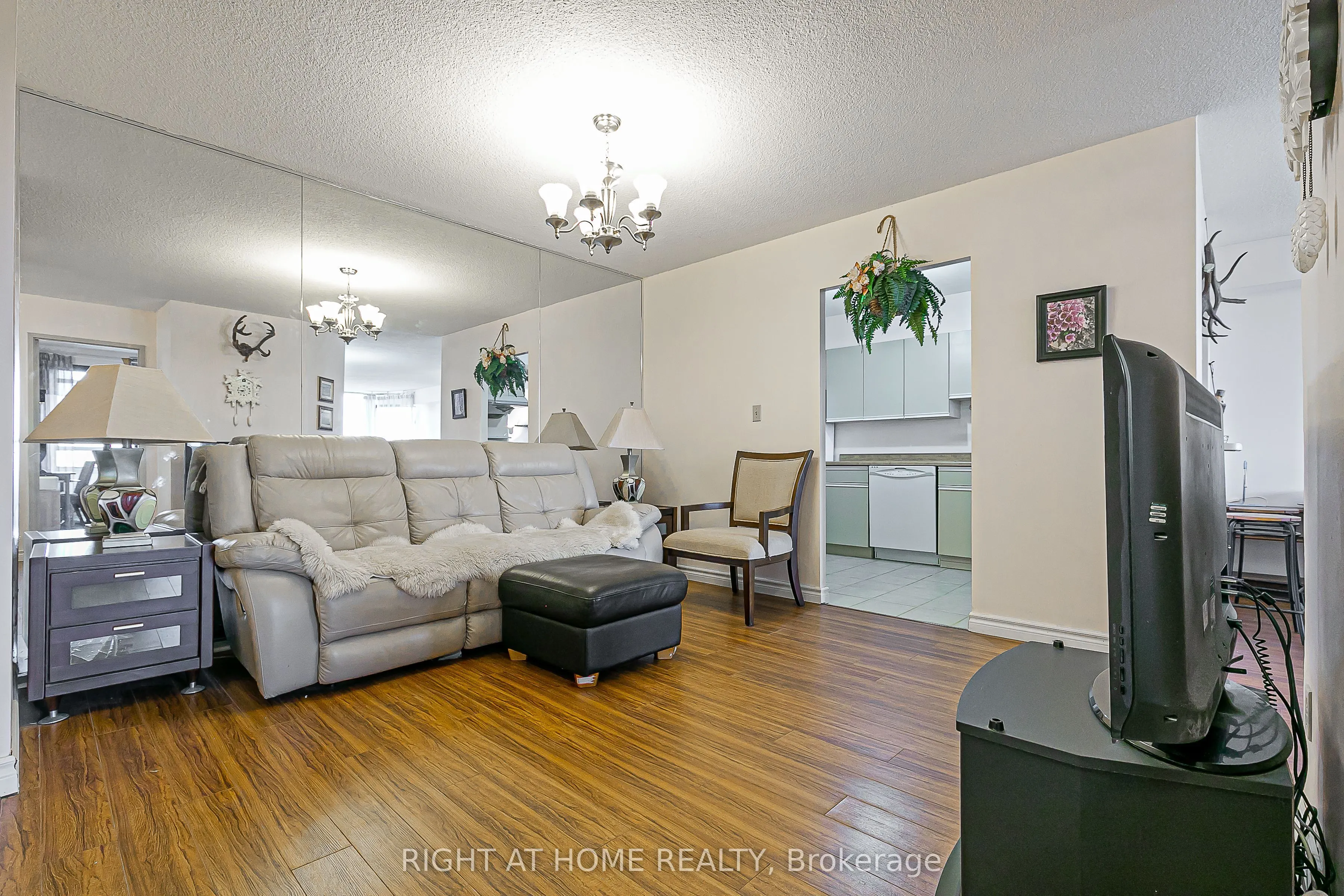 55 Bamburgh Circle, #802