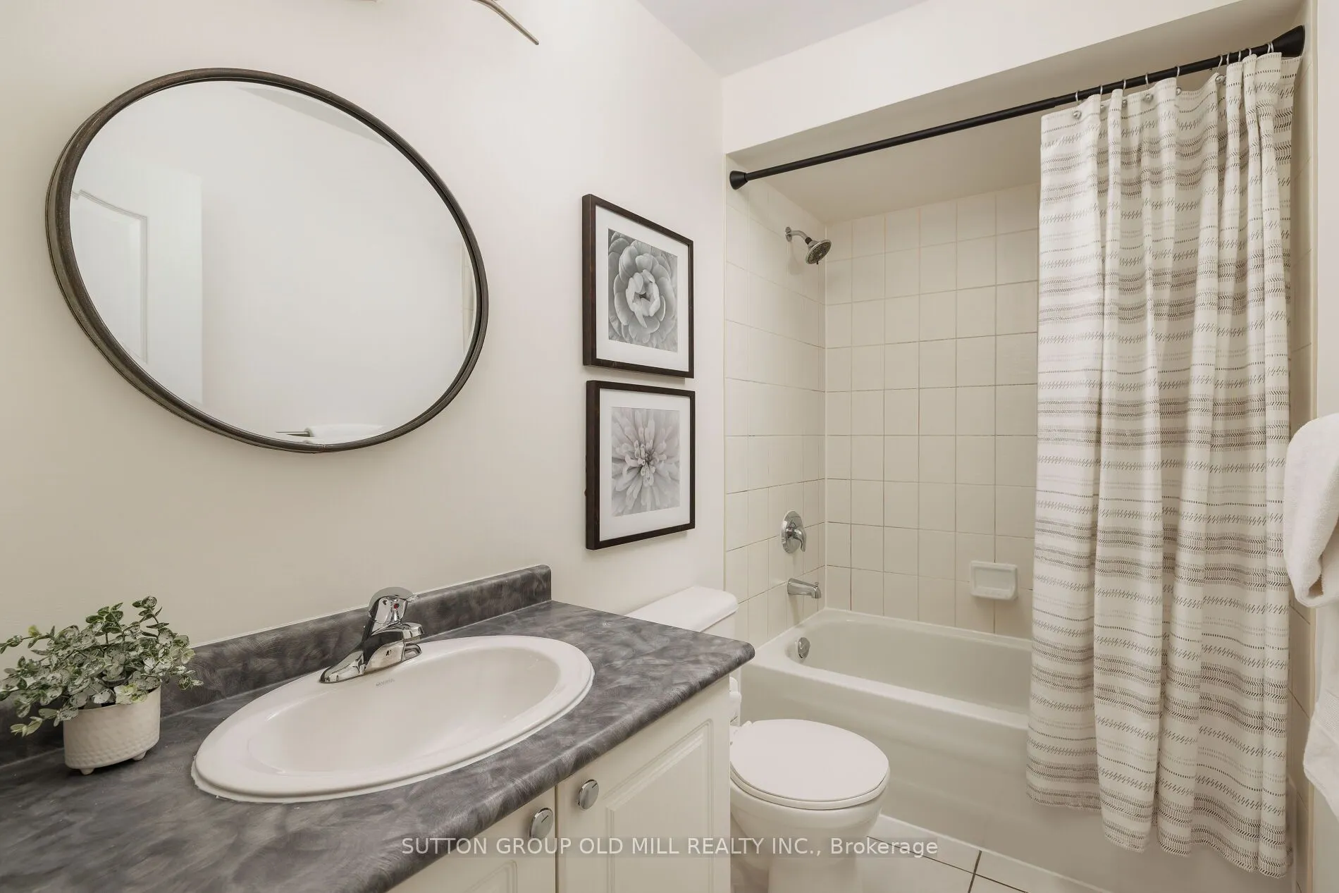 85 Barchester Crescent