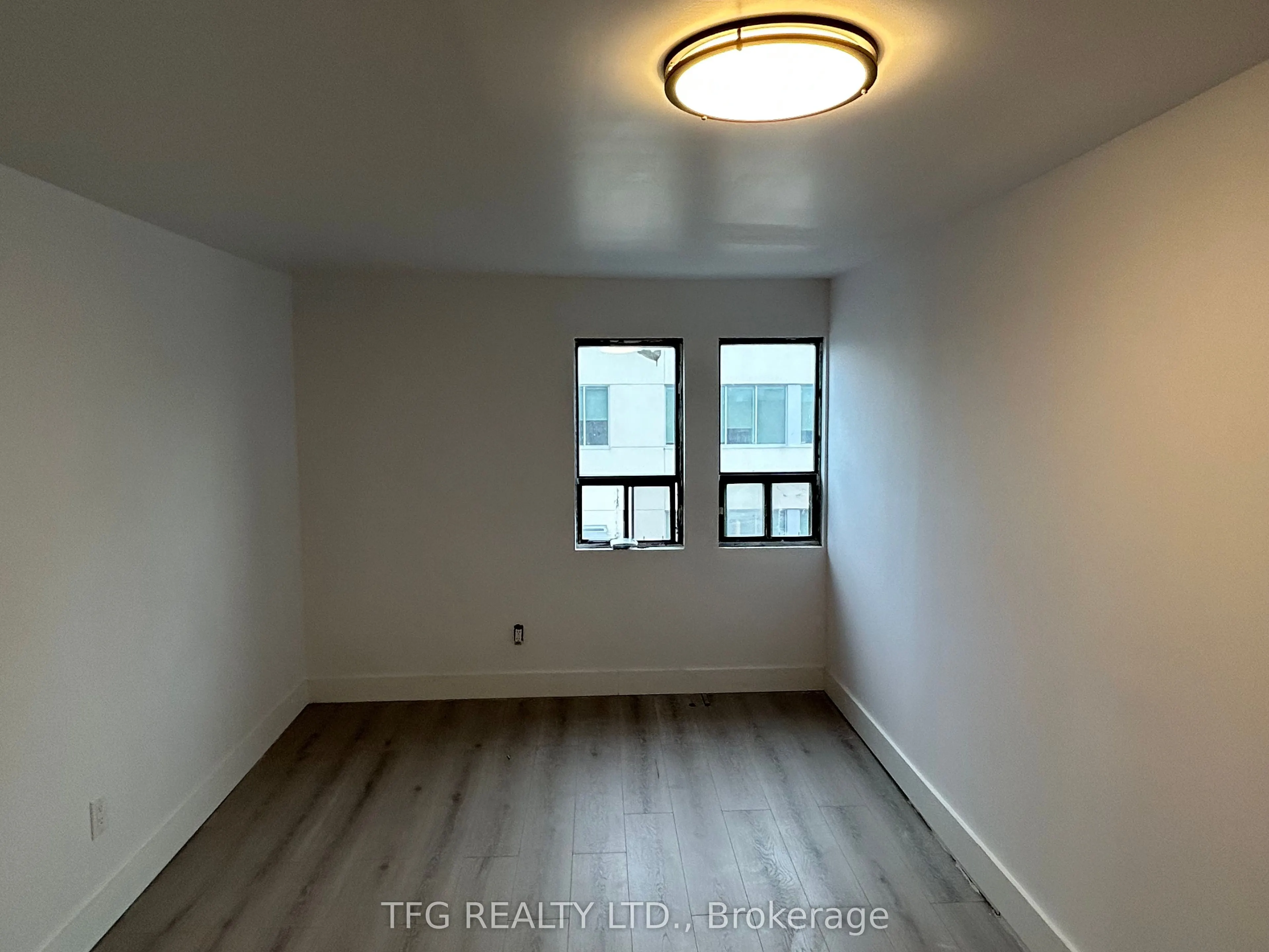 306 King Street W, #Upper