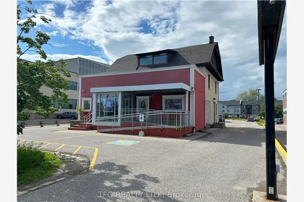 306 King Street W, #Upper