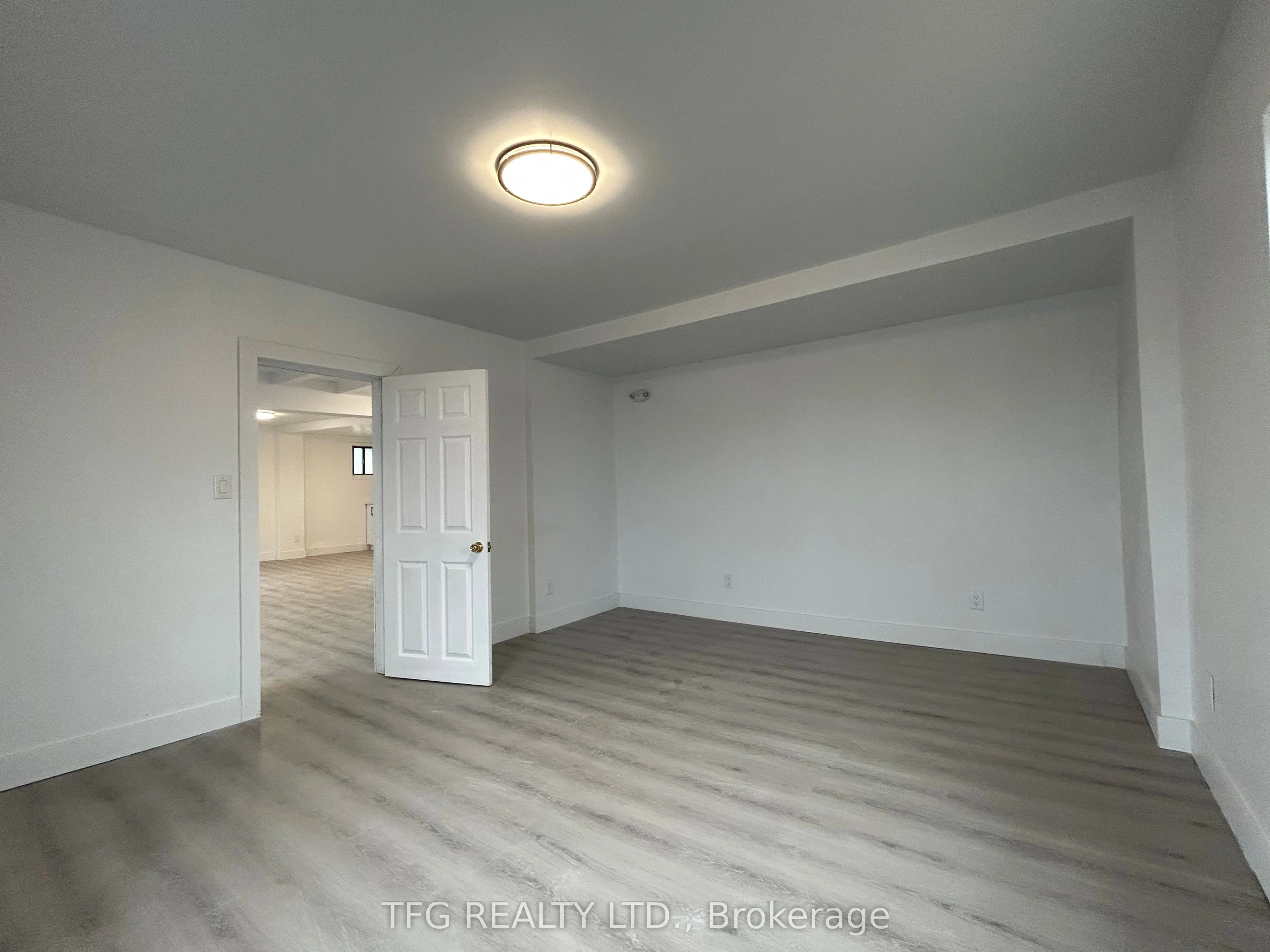 306 King Street W, #Upper