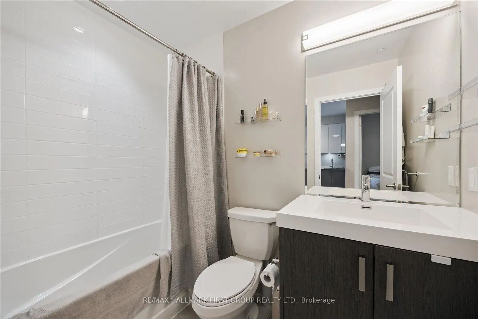 1010 Dundas Street E, #302