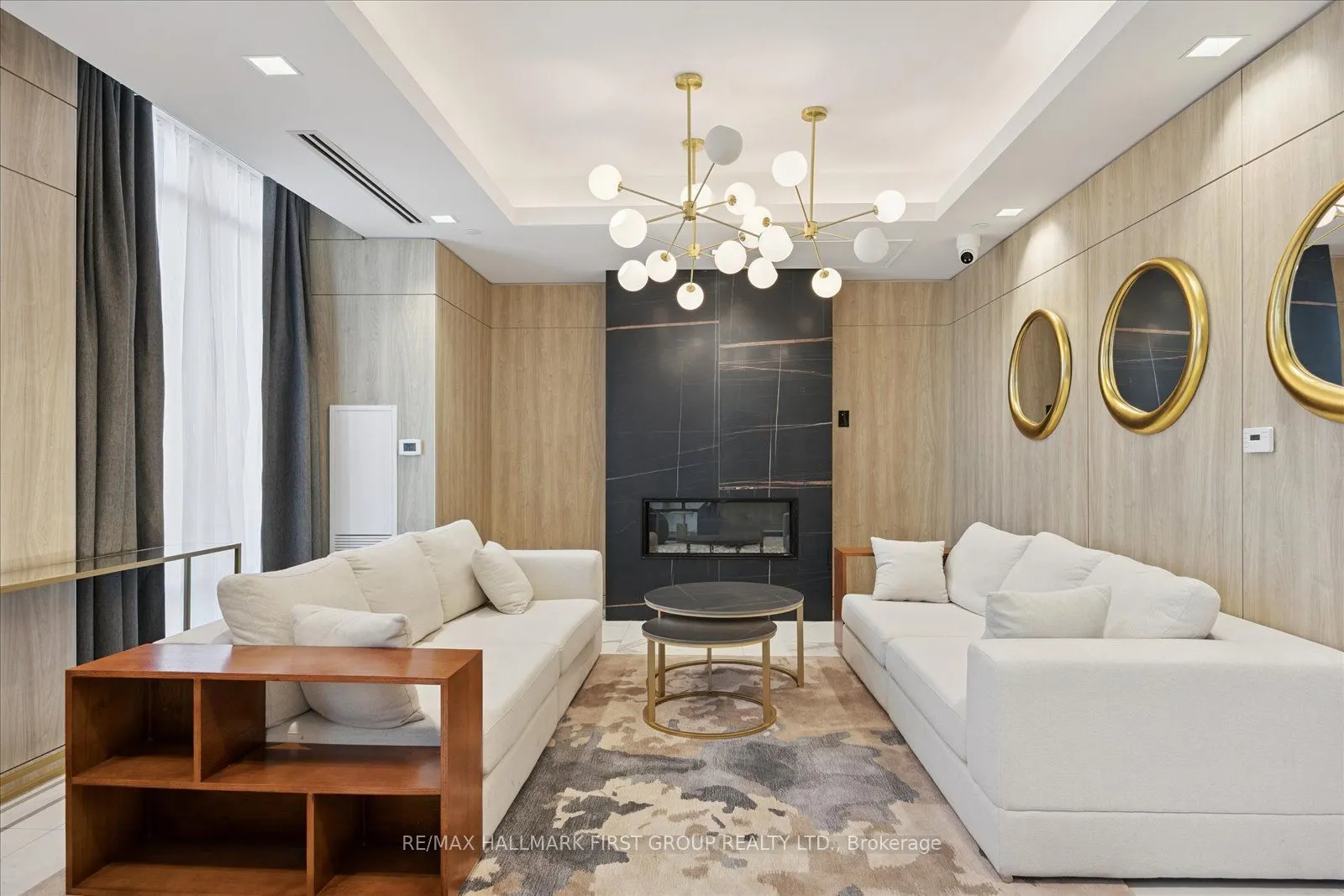 1010 Dundas Street E, #302