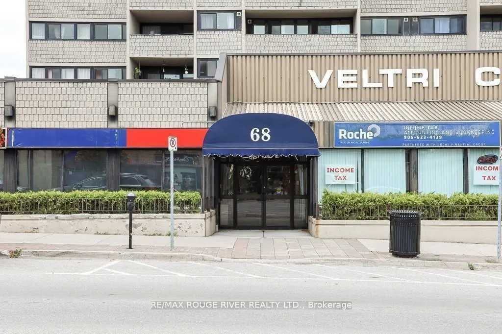 68 King Street E, #H