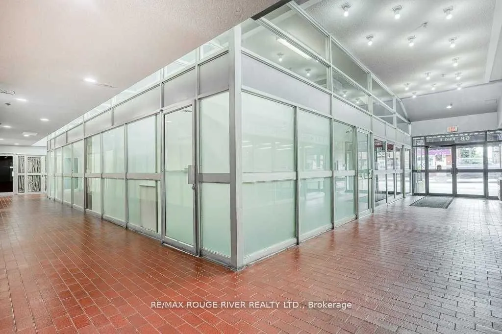 68 King Street E, #H