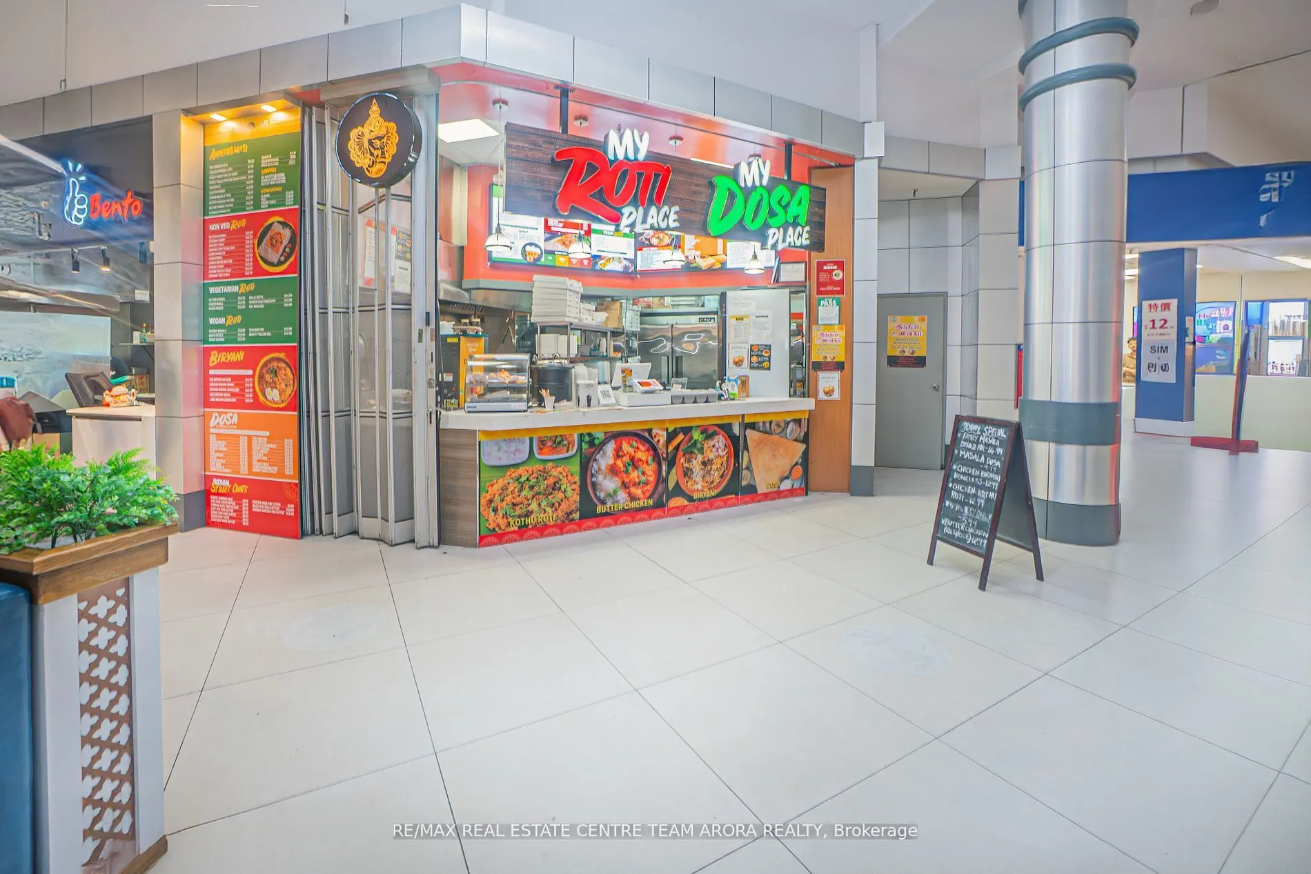 1571 Sandhurst Circle, #428