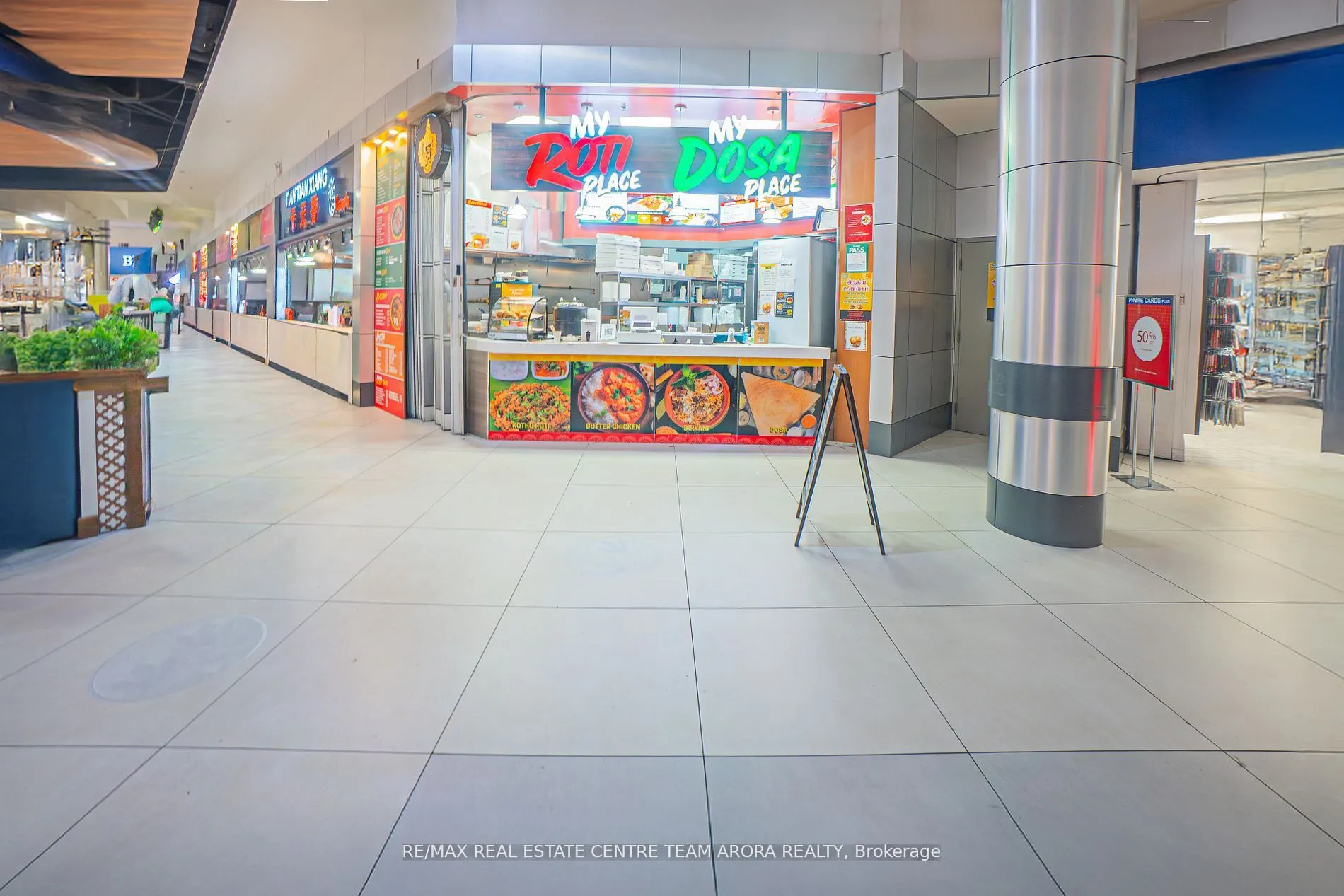 1571 Sandhurst Circle, #428