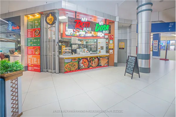 1571 Sandhurst Circle, #428