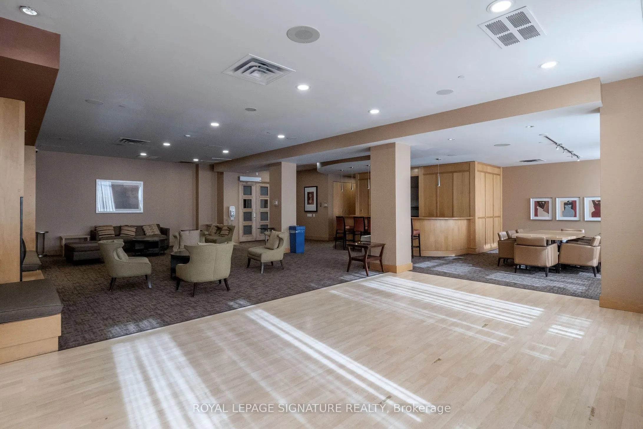 8 Mondeo Drive, #621