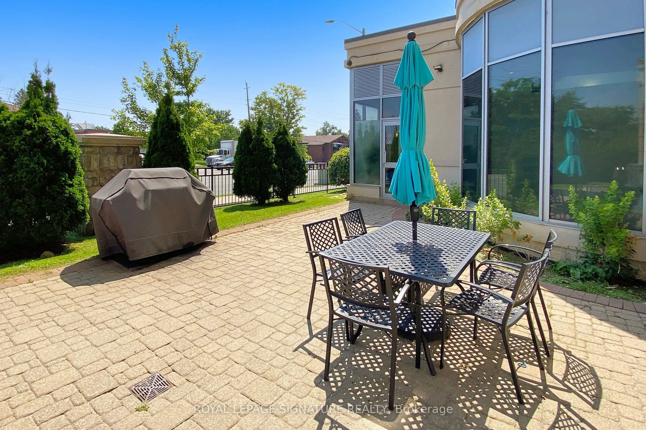 8 Mondeo Drive, #621