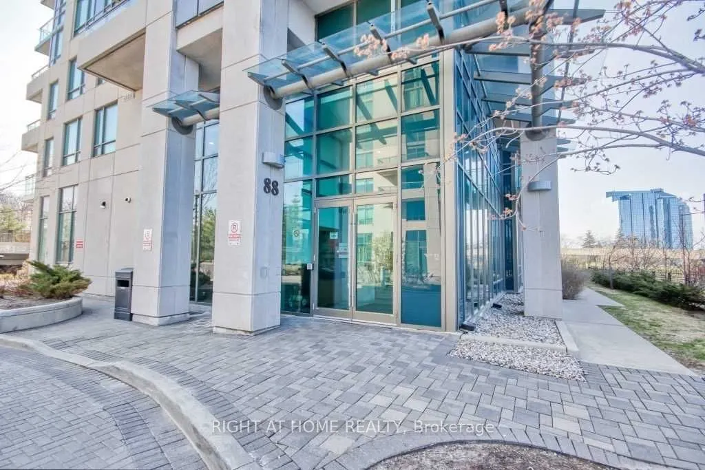 88 Grangeway Avenue, #2502