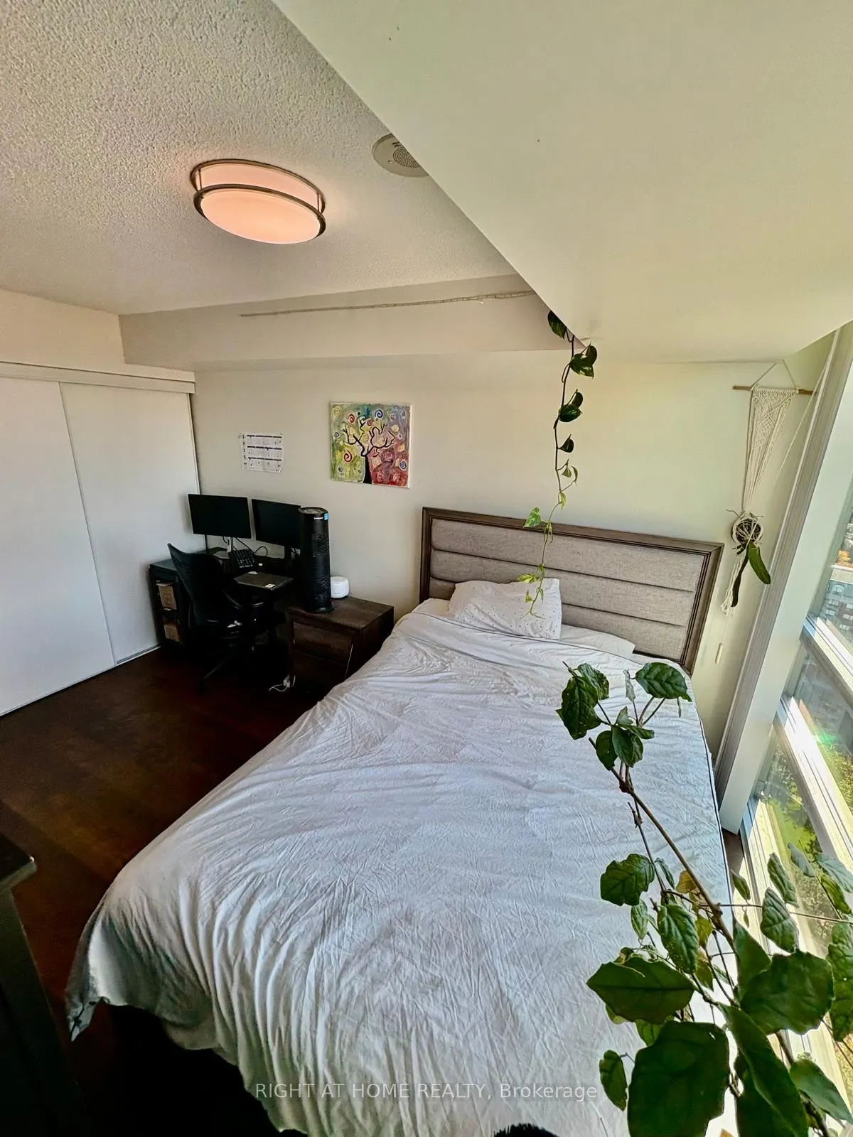 88 Grangeway Avenue, #2502