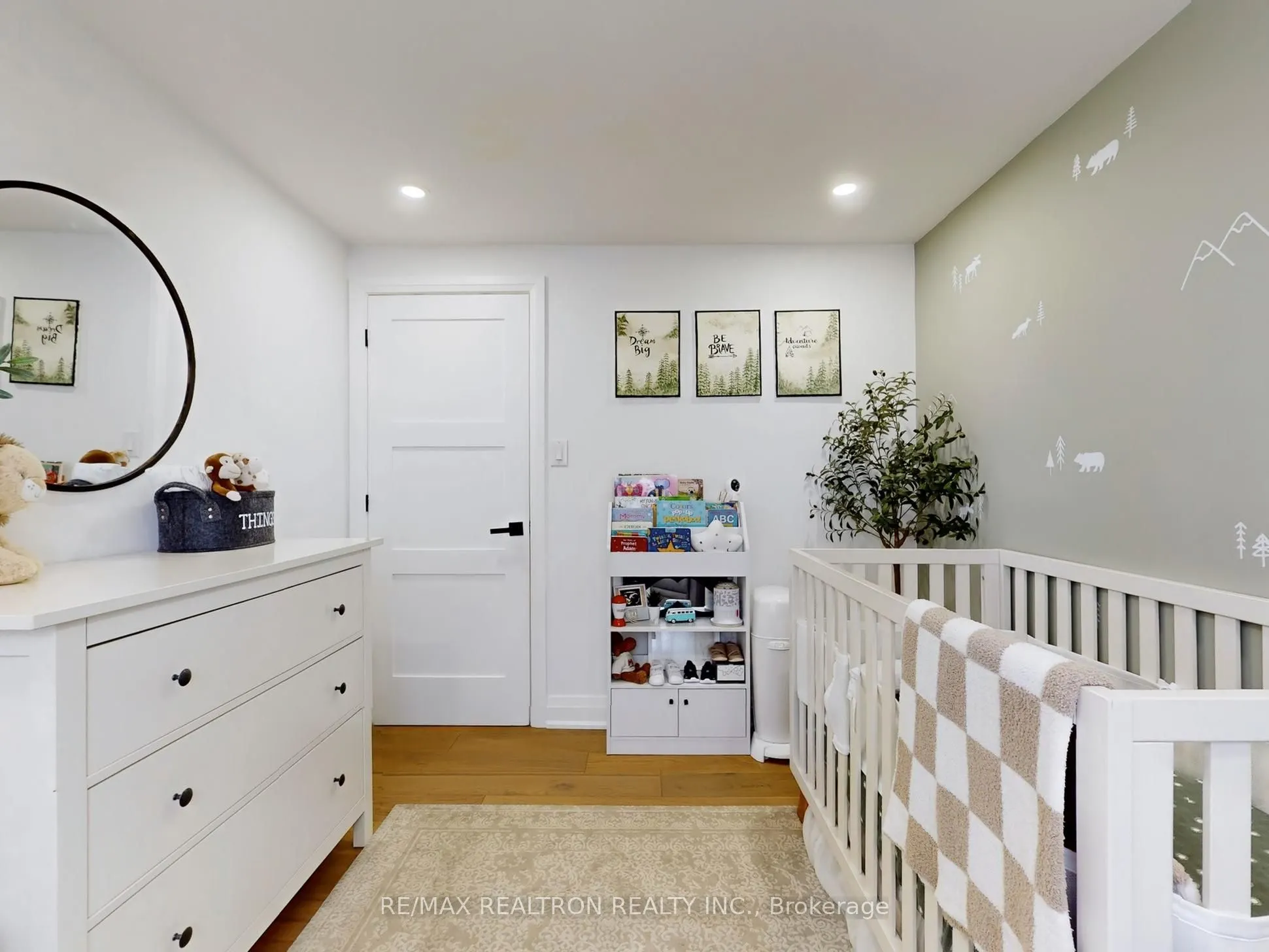 30 Carondale Crescent