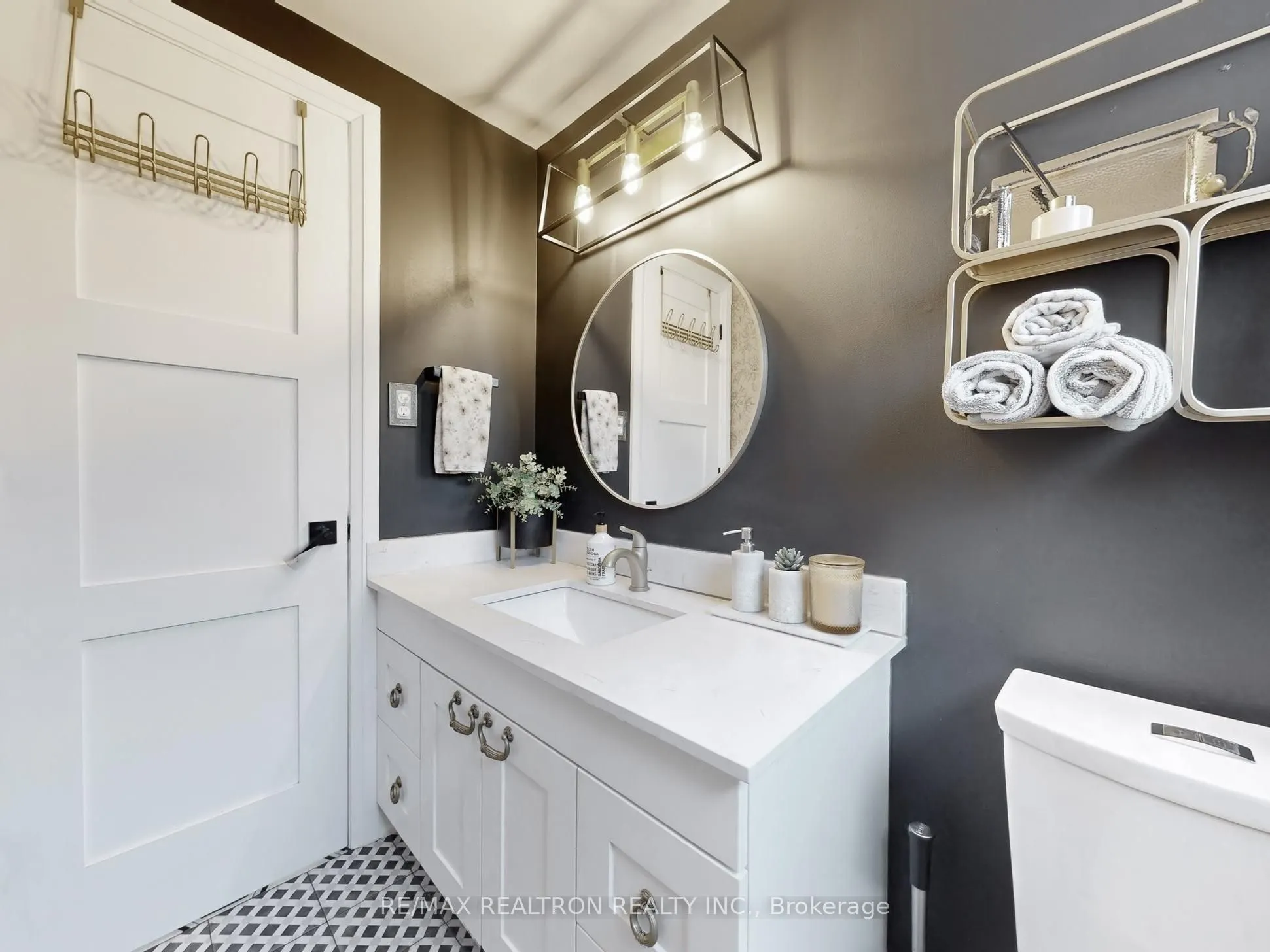 30 Carondale Crescent