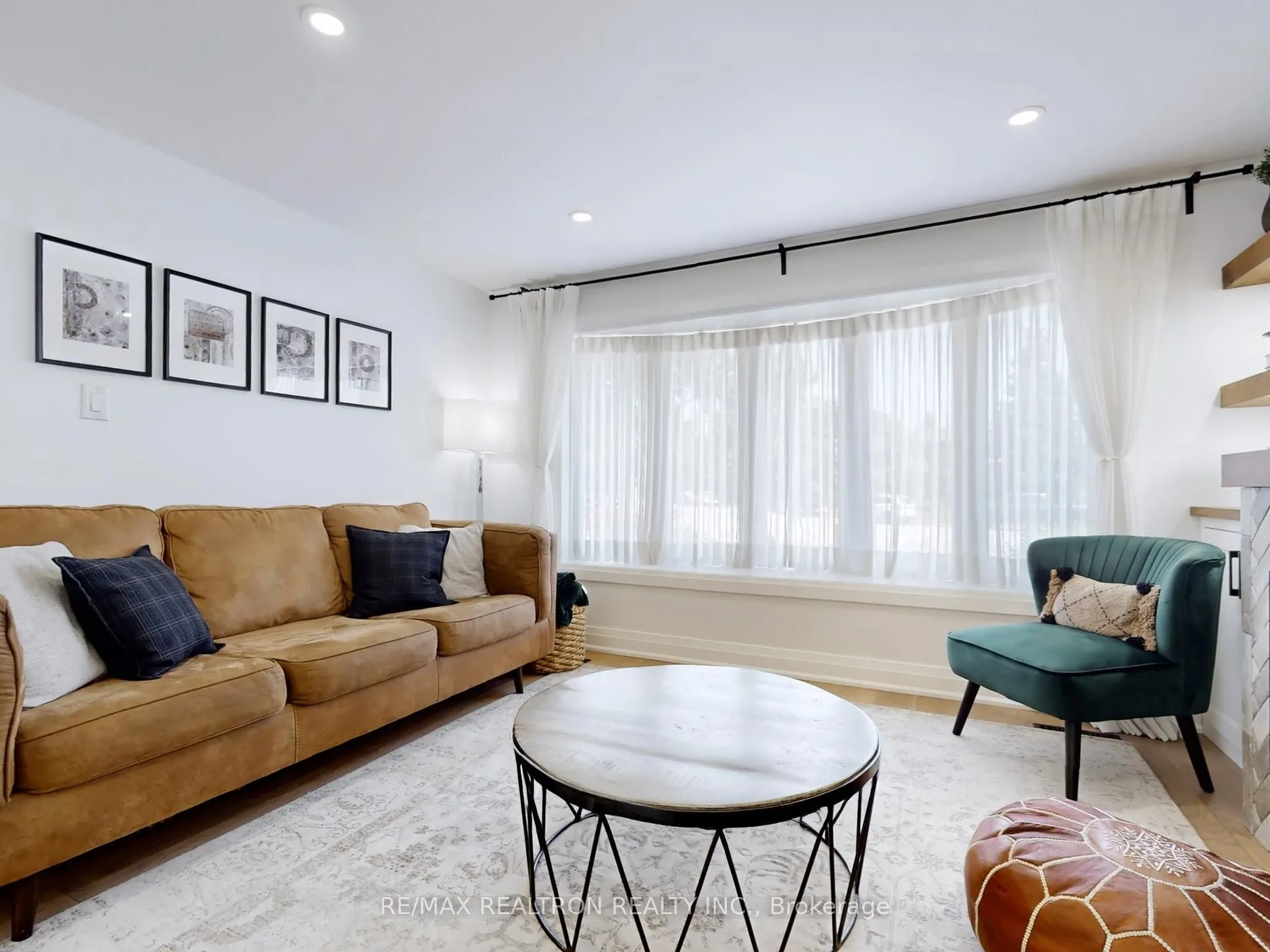 30 Carondale Crescent