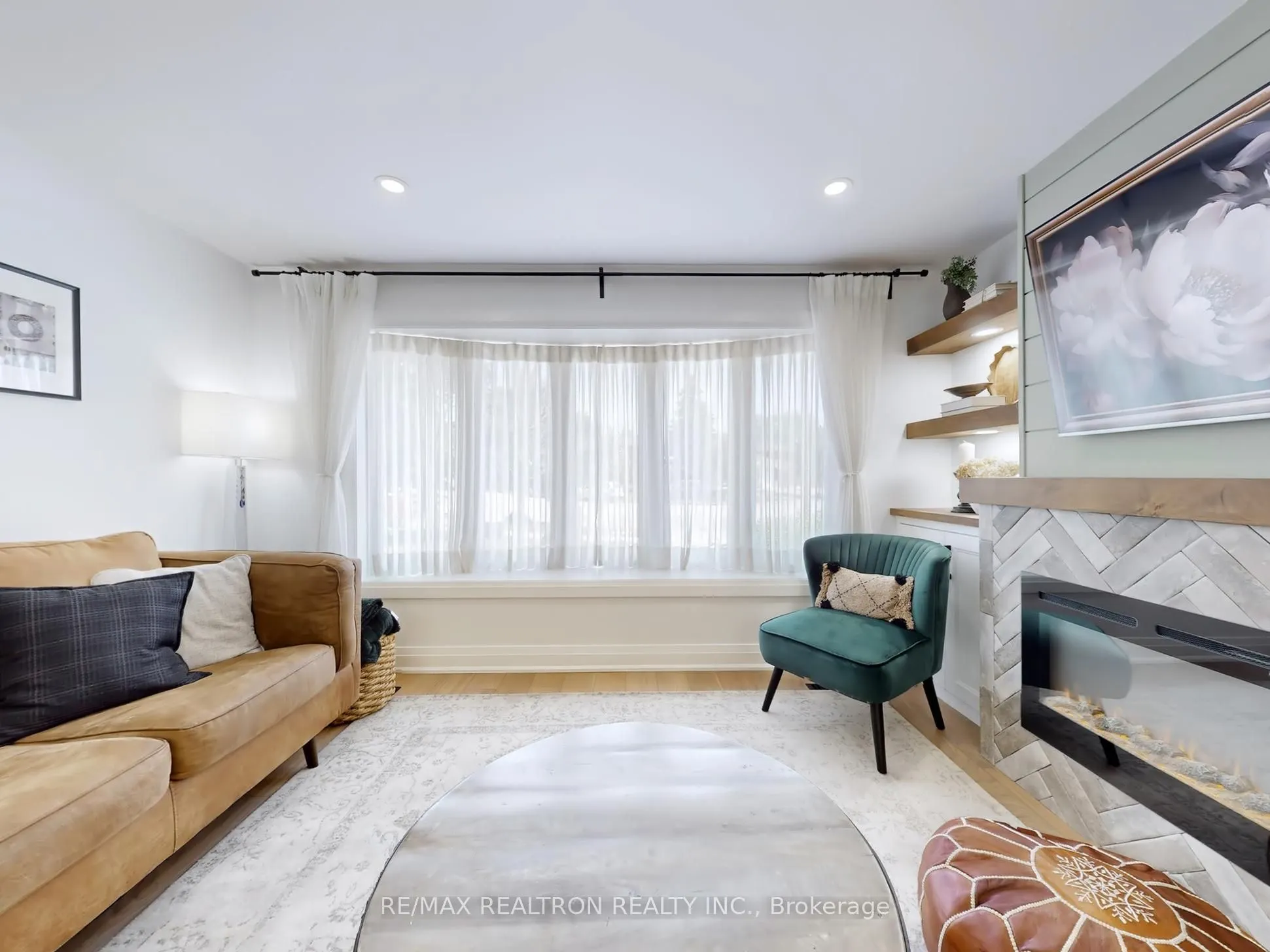 30 Carondale Crescent