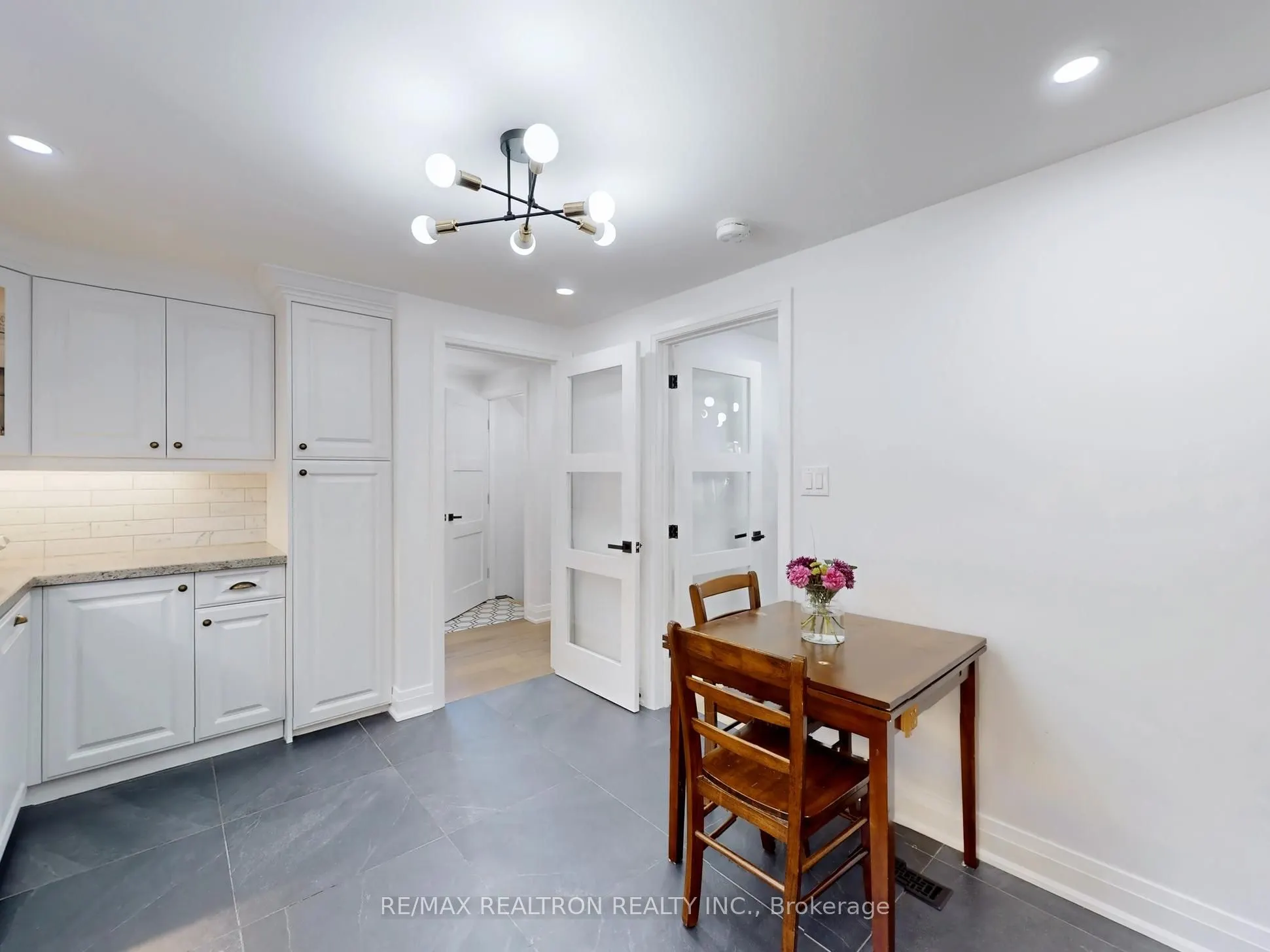 30 Carondale Crescent