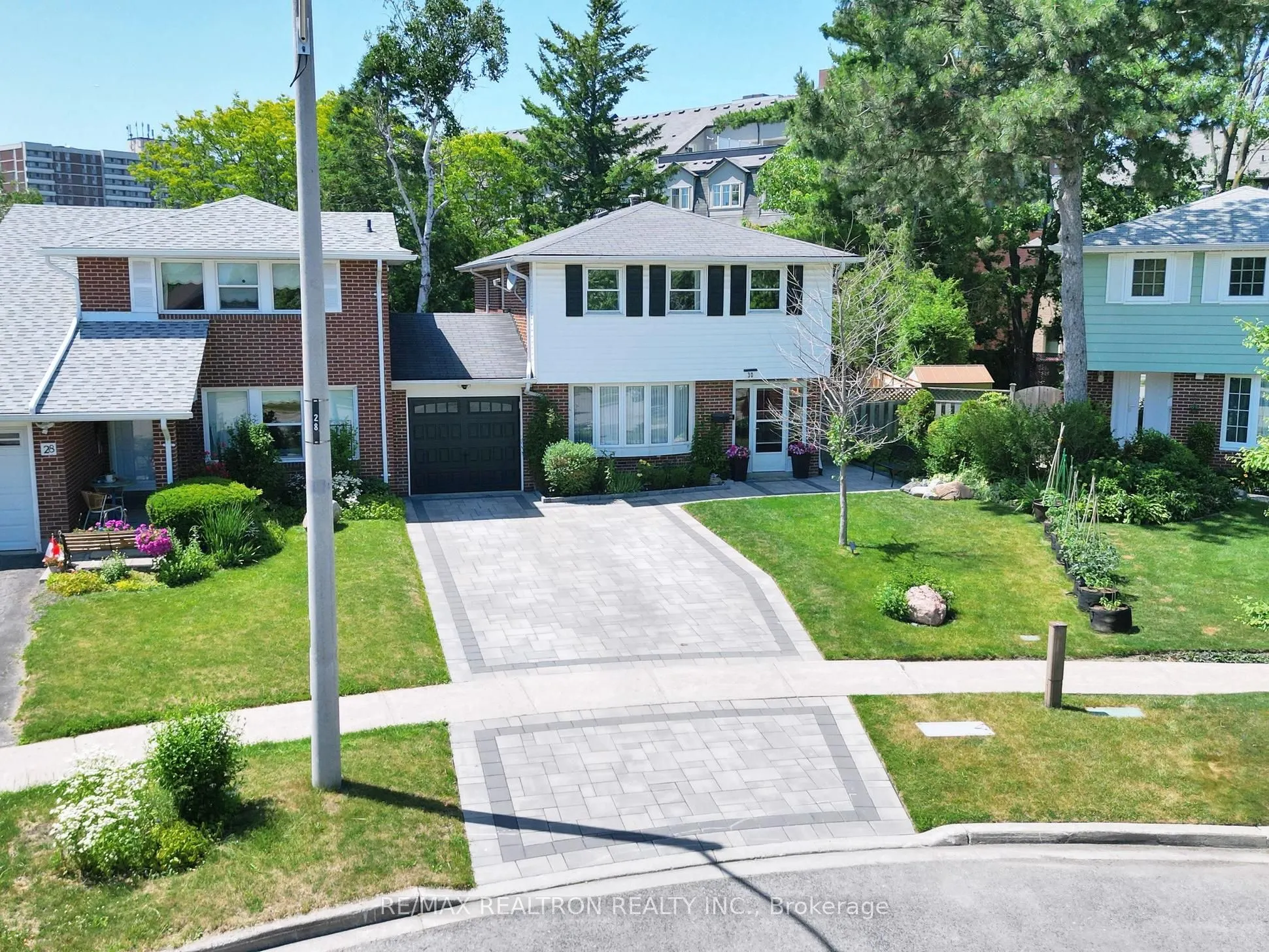 30 Carondale Crescent