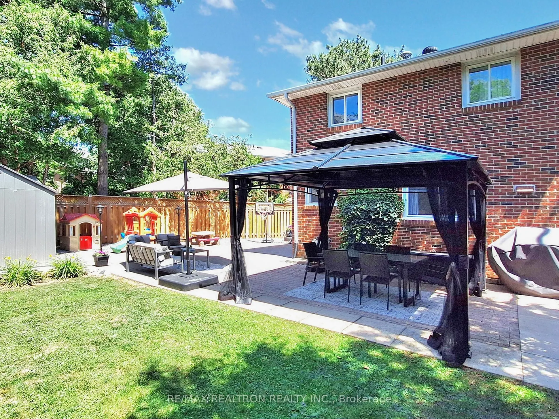 30 Carondale Crescent