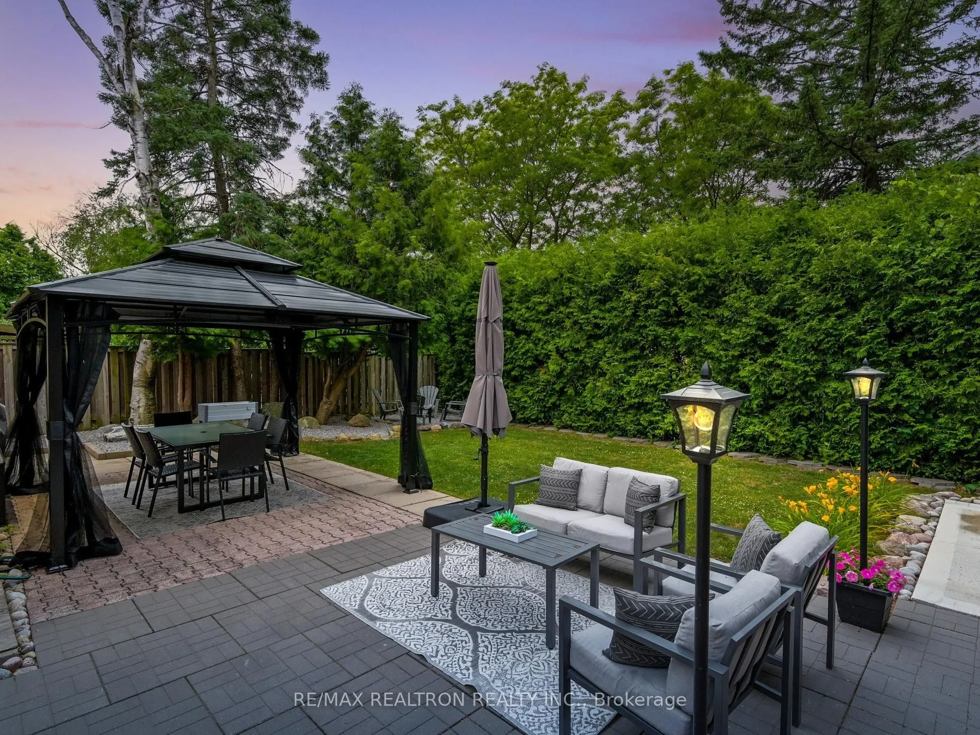 30 Carondale Crescent