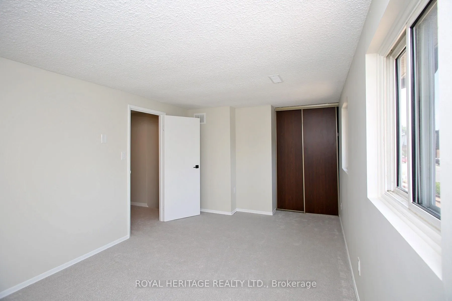 27 Parker Crescent, #15