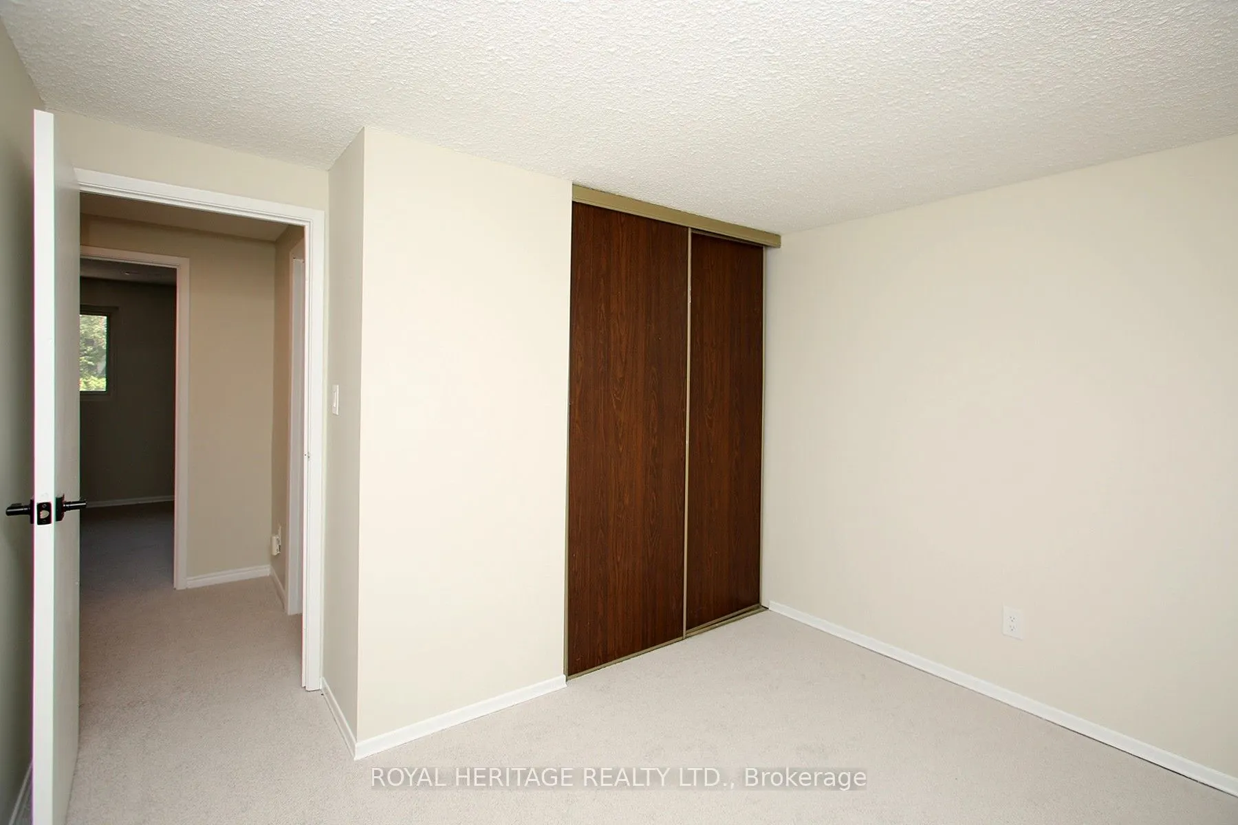 27 Parker Crescent, #15