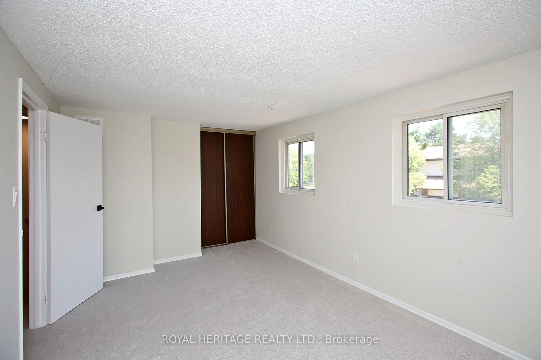 27 Parker Crescent, #15