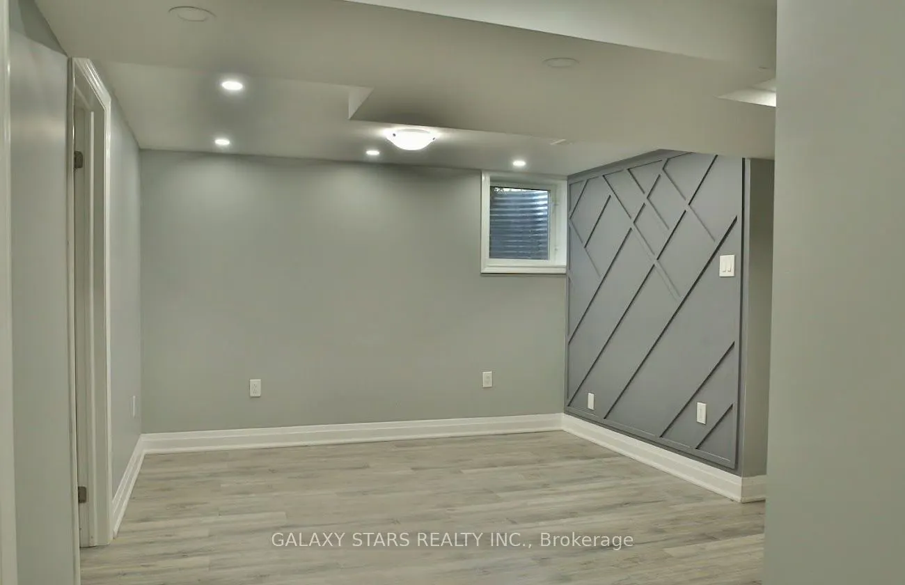 340 Burrows Hall Boulevard, #Bsmnt