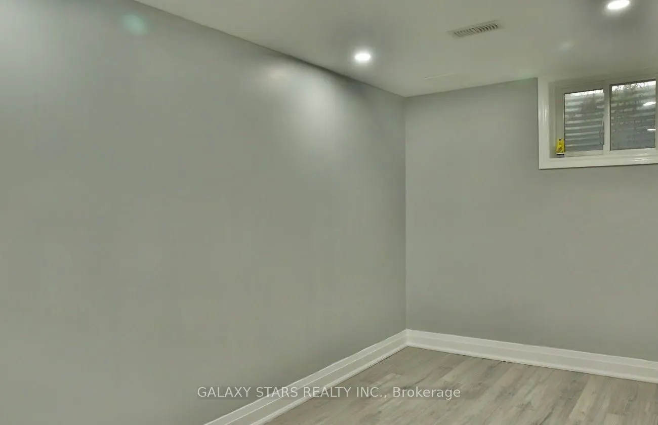 340 Burrows Hall Boulevard, #Bsmnt