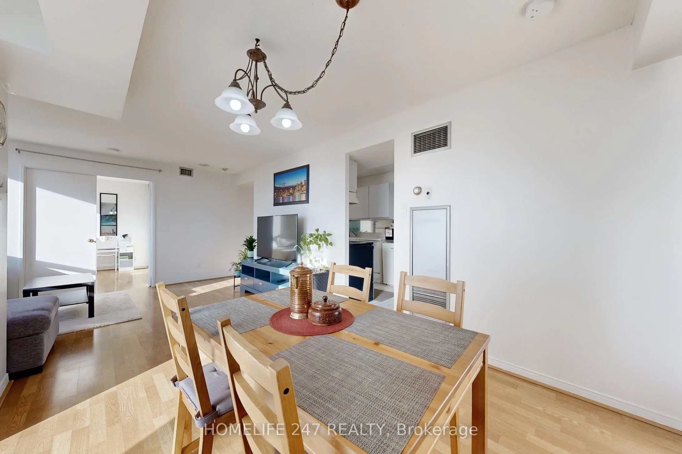 330 Mccowan Road, #413