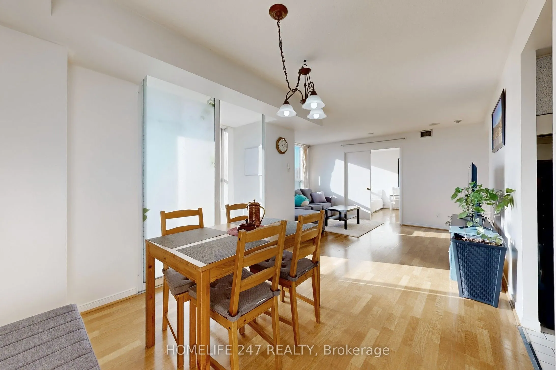 330 Mccowan Road, #413