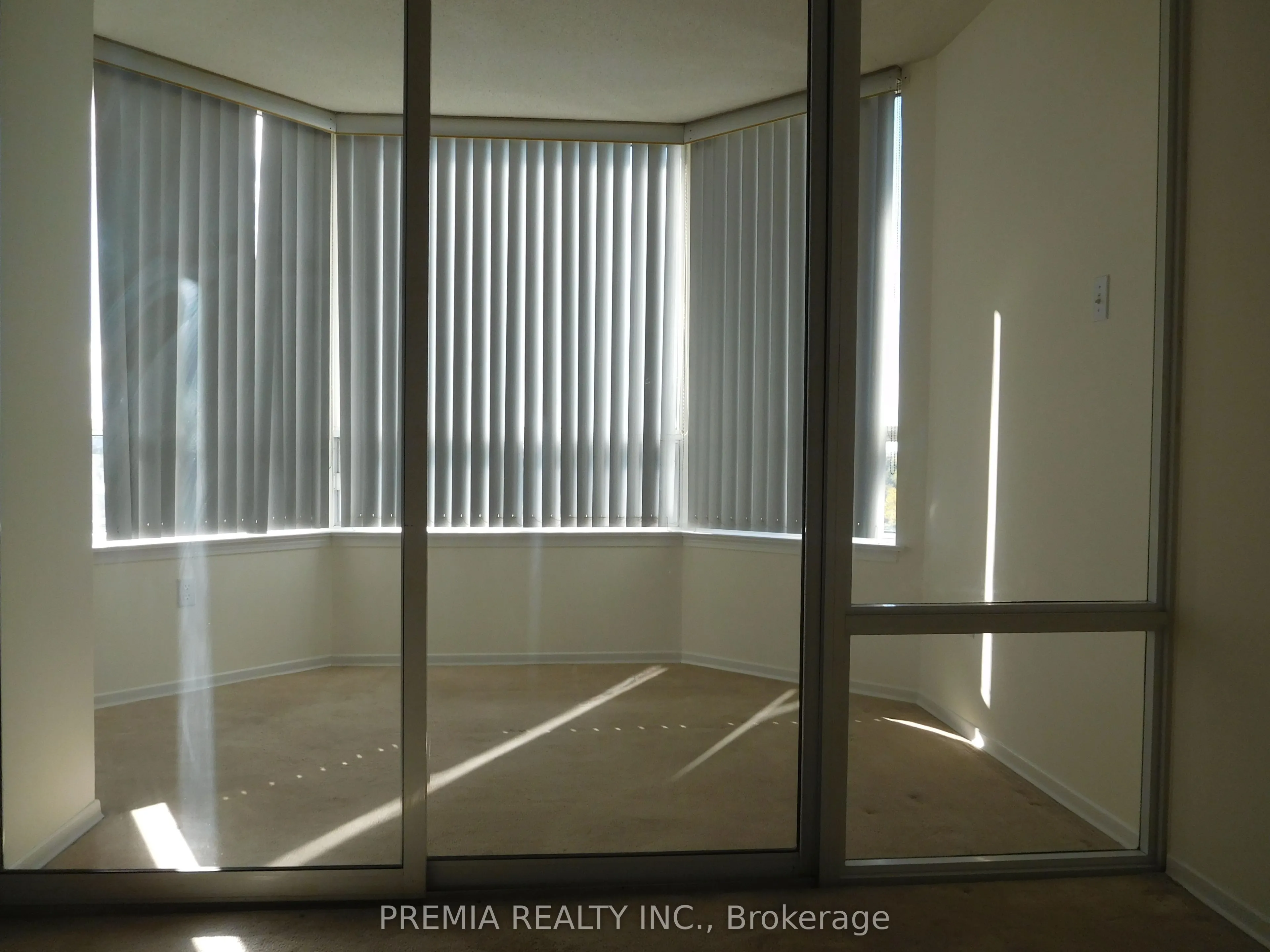 350 Alton Towers Circle, #902