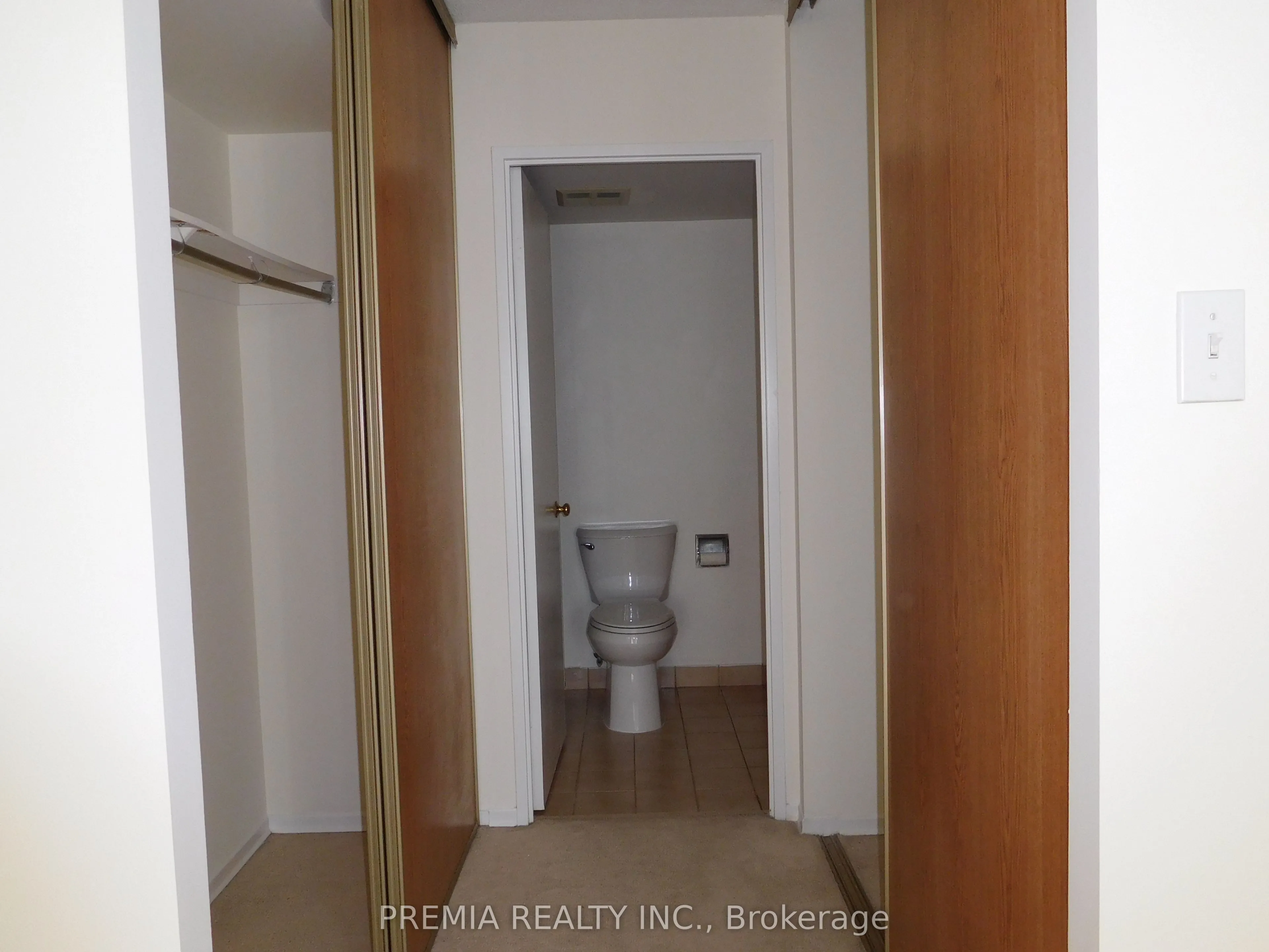 350 Alton Towers Circle, #902