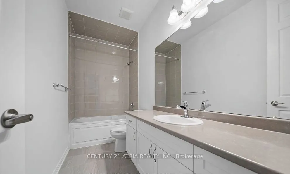 1408 Mockingbird Square