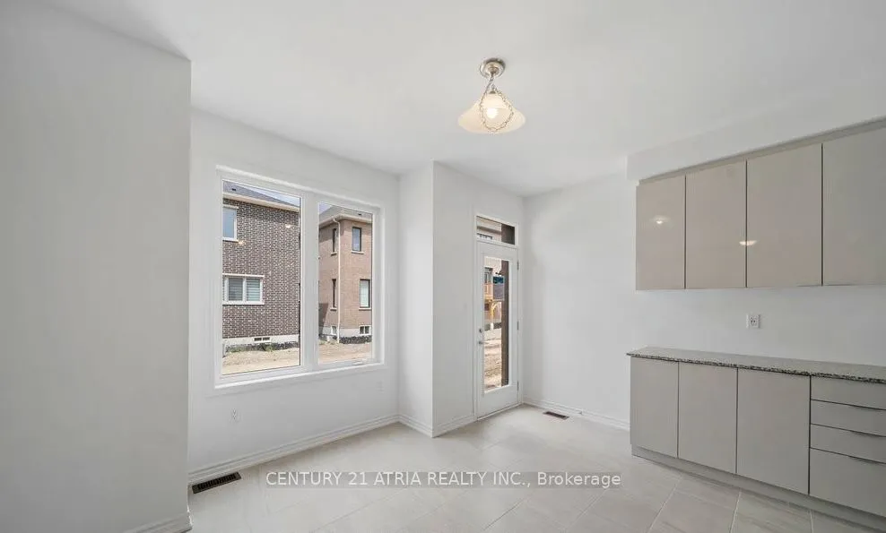 1408 Mockingbird Square